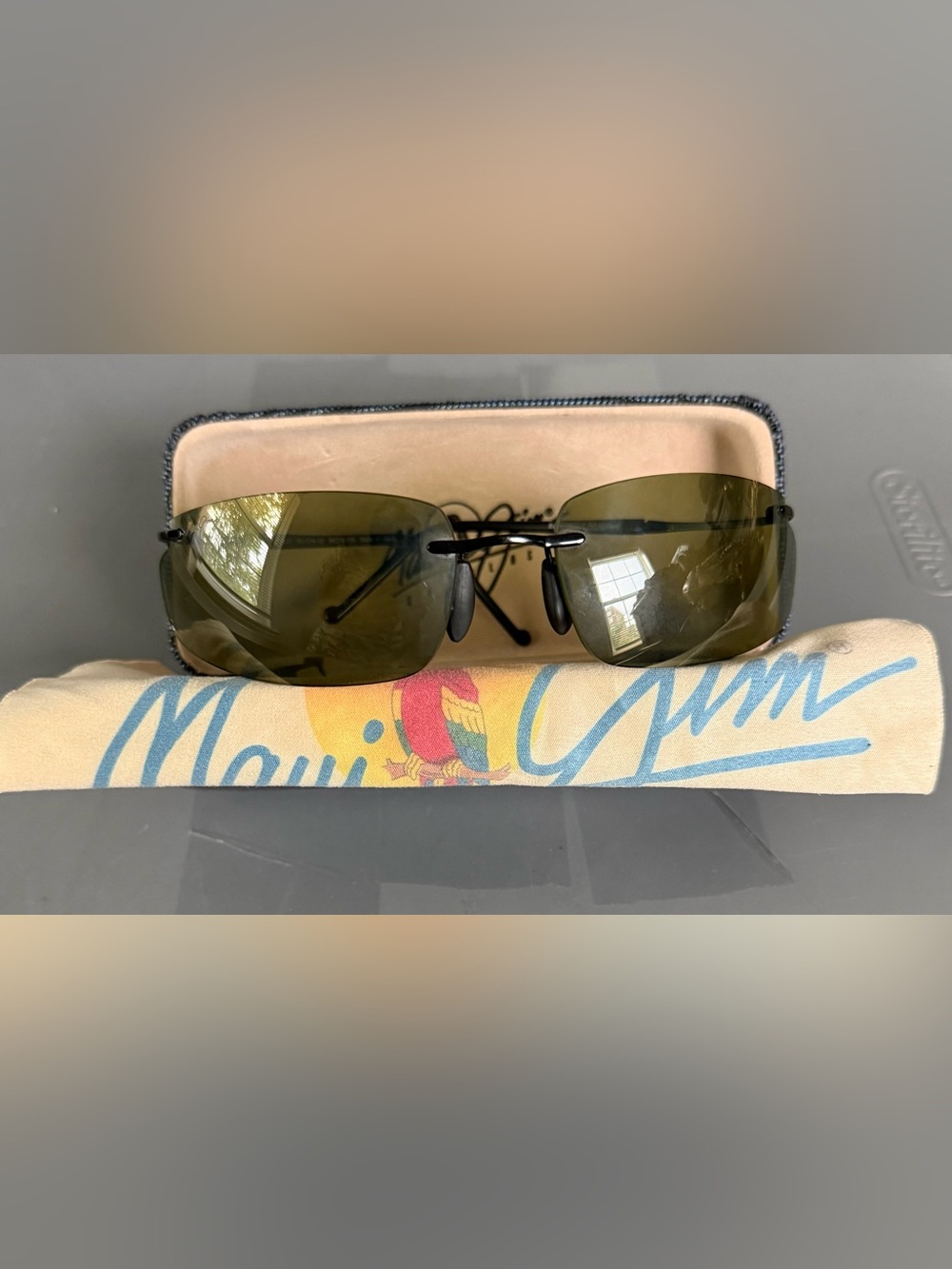 Maui Jim Big Beach Flex Frame Rimless Lightweight Polarized Sunglasses